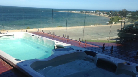 Плавательный спа бассейн Vortex Spas Hydrozone PRO Плавательный спа бассейн Vortex Spas Hydrozone PRO