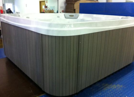 Спа-бассейн Wellis Elbrus Start Спа-бассейн Wellis Elbrus Start